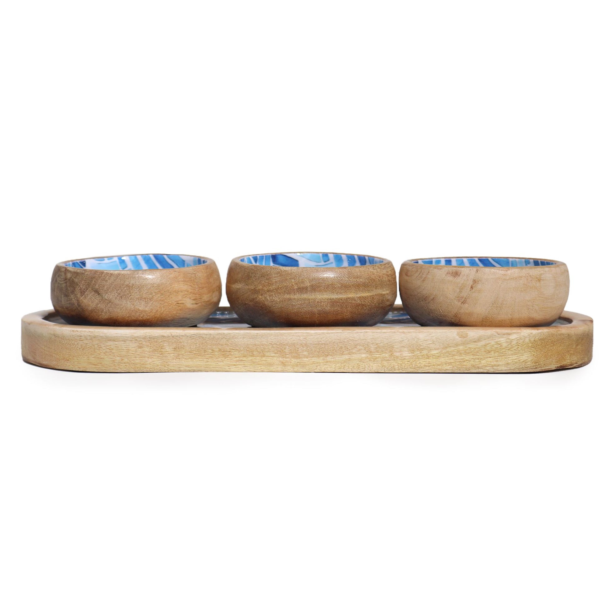 Mango wood serving tray with three blue striped bowls | WoodenLandia
