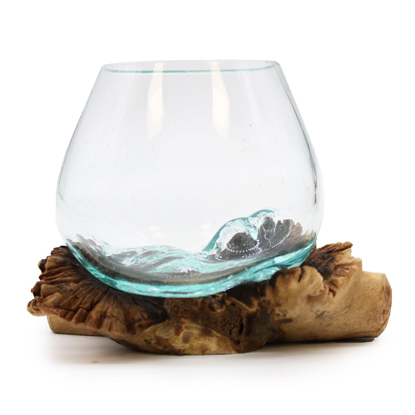 Sticlă topită pe lemn parazit rar