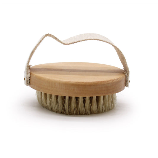 Hand grip body scrub brush with firm natural bristles – deep exfoliating shower brush | WoodenLandia
