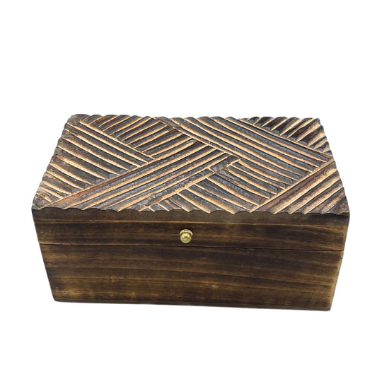 Dark wood vintage deco box with carved antique lines lid and brass clasp – handcrafted wooden keepsake box 22x12x10cm | WoodenLandia